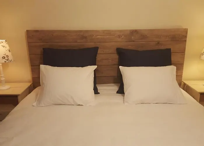 Bootsman Gelijkvloers Met Tuin En Autostaanplaats شقة *